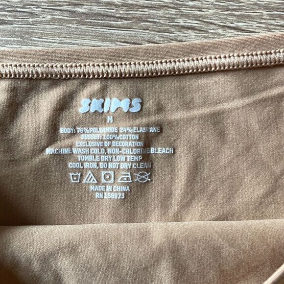 (2) NEW skims panties bundle cream L,M - Picture 10 of 11